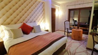 Cascade Hotel ****
