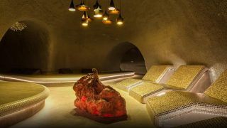 Cascade Hotel ****