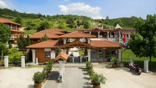 Cascade Hotel ****