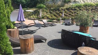 Cascade Hotel ****