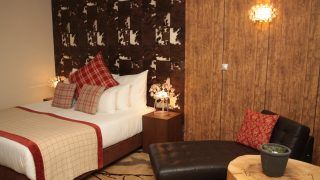 Cascade Hotel ****
