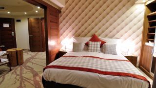 Cascade Hotel ****